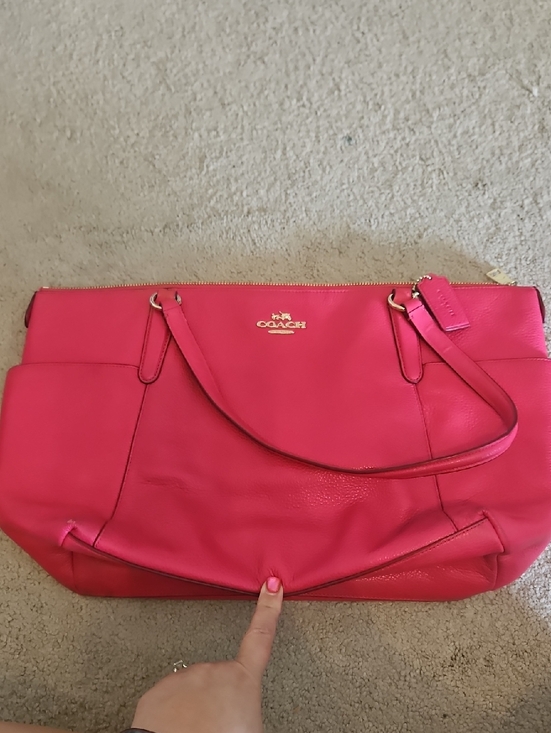 Coach Handbags - EUC Coach Ava Pink Pebble Leather Tote Bag - Signature Gold Logo